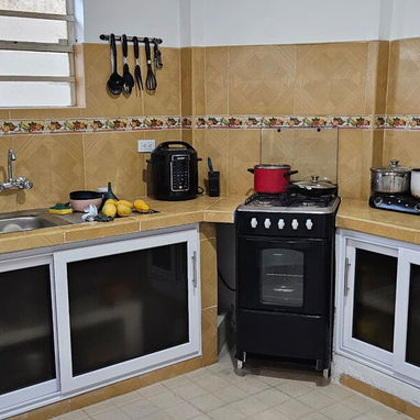 💥 CASA DE 3 PISOS EN SEVILLANO, VILLA MARISTA 💥 📍 ZONA RESIDENCIAL, TRANQUILA Y SEGURA - 2/10