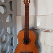 GUITARRA + CUERDAS DE REPUESTO - Img 56369893