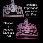 Se venden percheros importados - Img 57679196
