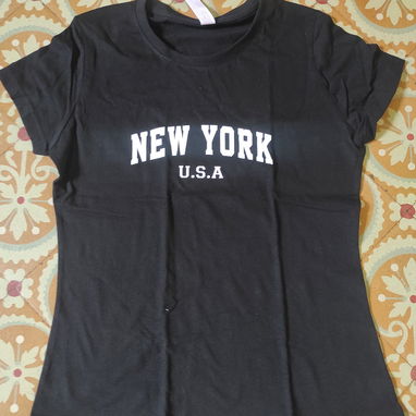Pullover de hombre y mujer. 9 USD. 53895402 - Img 121249375