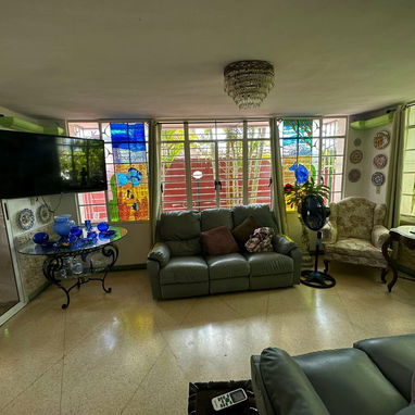 Venta de hermosa propiedad en Nuevo Vedado 600 mil - 9/10