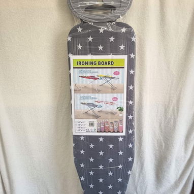🧺 Tabla de Planchar con Soporte para Plancha 💰 45 USD descripción 👇 Recogida en Vedado o mensajería Casa viva - Img 124241199