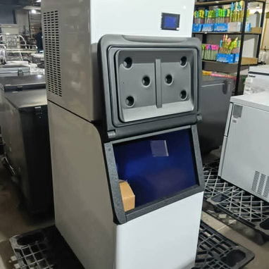 MÁQUINA DE HACER HIELO - 2/2