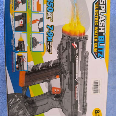 Pistolas de agua super linda rastrillan y alumbran son recargables - 2/5