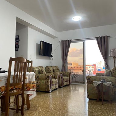 Se renta apto independiente de dos habitaciones en centro habana por la calle galeano.54026428 - Img 37977821