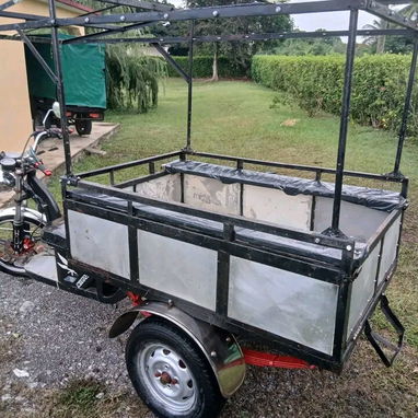 SE VENDE. EN 1700. UN REGALO  NO TIENE BATERÍAS PERO IGUAL ESTÁ EN MUY BUEN PRECIO. ESTÁ EN CANDELARIA. VERDADEROS INTER - 5/5