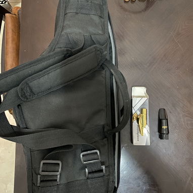 Estuche de saxo alto y boquillas de soprano,alto y trompeta - 2/2