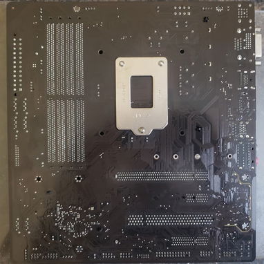 Motherboard GIGABYTE B360M D3H GSM 8va/9na Gen con su chapilla y CD de instalación de uso pero al 💯 en 80 USD - 8/9