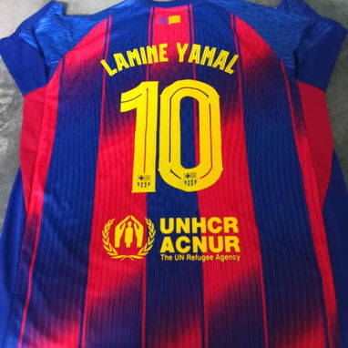 Pullover o Camisetas de Fútbol(Barcelona)18 USD - Img 124344071