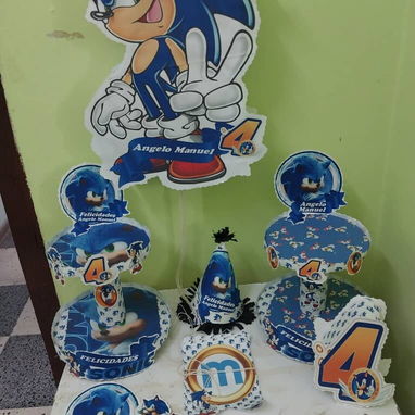 Se venden todo tipo de decoraciones para cumpleaños - Img 125382907