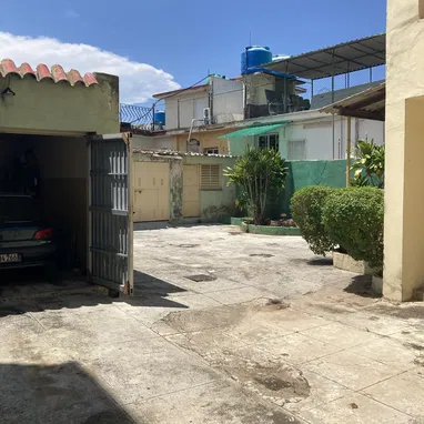 ✅Amplia Propiedad Horizontal en los bajos de Biplanta en Kohly, Playa🍀 - 10/10