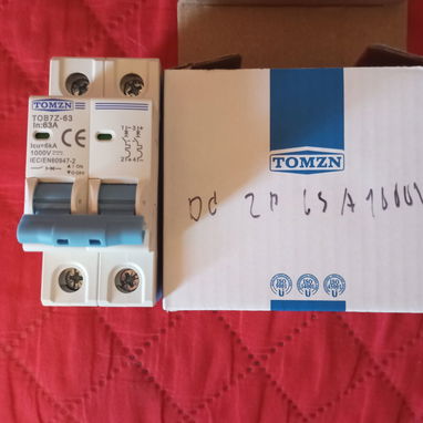 Breaker DC 100A y 125A 63A 2 polos/ Paneles Solares   100A $ 25 usd  125A $ 27 usd - Img 110602985