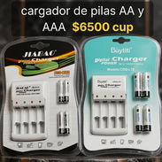 Cargadores de pila AA y AAA vienen con 4 pilas - Img 55324290
