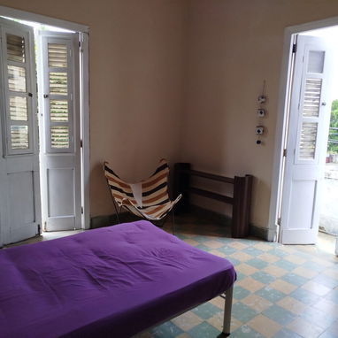 Se renta apartamento en en el Vedado - Img 122642411