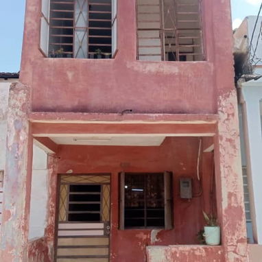 Vendo casa puerta calle de alto y bajo independiente en Marianao Santa felicia - Img 119564019