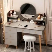 Vanity con espejo con luces y banquetas exelente calidad y confort nuevos importados - Img 58437579