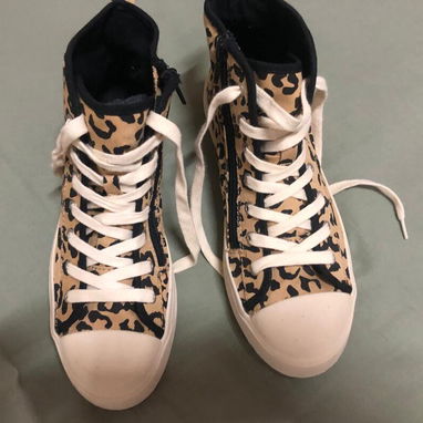 Tenis marca Zara - Img 125899638