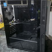Chasis Thermaltake Versa T25 Cristal templado al frente y al lado. 4 fanes rgb. - Img 57857130