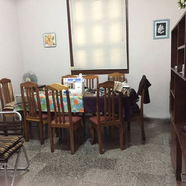 Permuta de apartamento en Vedado con garaje, bajos, 4 cuartos, tres baños, Terraza grande, - 3/5