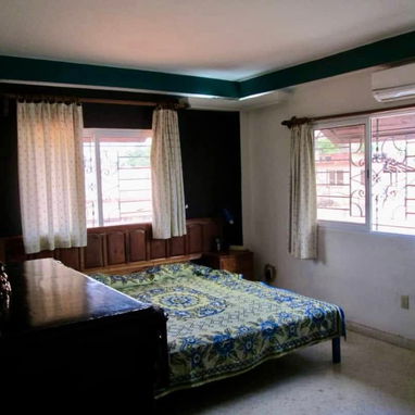 Biplanta de esquina ubicada en el corazón de Nuevo Vedado !!! - Img 120941423