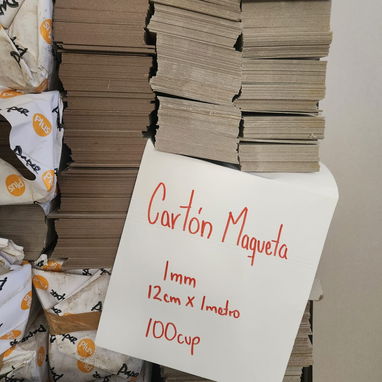 Cartulina y papel - Img 124965955