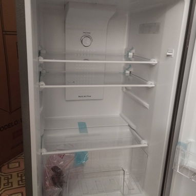 Refrigeradores de varios tamaños. Llamar o escribir al Whatsapp 54394442 - Img 118606987