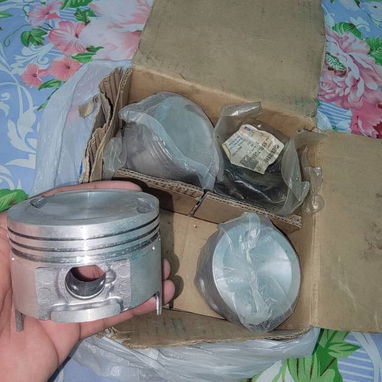 Juego de Pistones Nuevos en caja para Daewoo Tico (0.25). Genuinos Korea. Piezas - Img 113321123