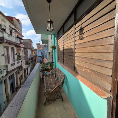 Vendo apartamento en la Habana vieja 2/4 - Img 121627985