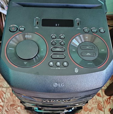 [LG XBOOM CJ44 💲290 usd Kodak PS-1833KODAK 💲380 usd  LG TORRE RNC7 💲350 usd Panasonic SC AKX320 💲315 usd ] - Img 95263385