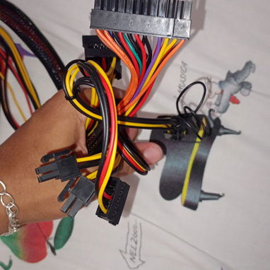 Fuente de pc de 450W y 28A de entrada 230V precio ajustable - Img 127158845