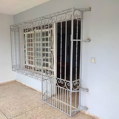 TRABAJOS DE HERRERÍA - 8/10