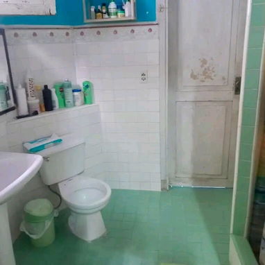 Casa Totalmente independiente Playa La Ceiba 3 cuartos parqueo para 2 autos 90mil 53582376 - 3/9