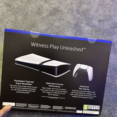 Consola Sony PlayStation 5 Pro PS5 de 2 TB precintada - Img 125121613