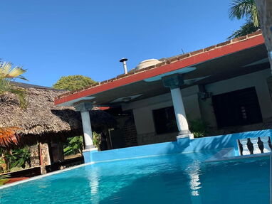 ⭐ Renta casa de 2 habitaciones, cocina equipada, terraza,ranchón, piscina, parqueo en Guanabo - Img 64569486