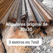 Angulares originales  de 30 x 30 - Img 56054353