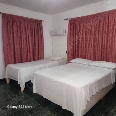 RENTA hostal de 3 habitaciones con piscina a metros de la PLAYA VARADERO, MATANZAS - 4/10