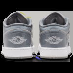 Zapatillas Air Jordan 1 Low en tonos grises con acabado brillante - 2/4