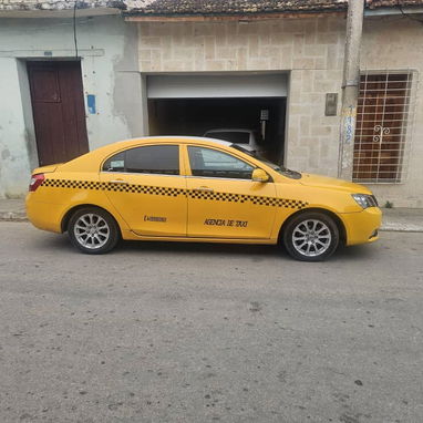 🚖 ¡Explora Cuba con Nuestro Servicio de Taxi Colectivo y Privado! 🌴 - Img 98422046