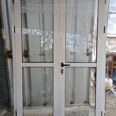 Puertas de marquetería de aluminio con cristal 05 $ - Img 105799401