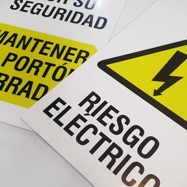 Diseño e Impresión: Tarjetas, Pullovers, Pegatinas y Otros Productos Personalizados - 7/10