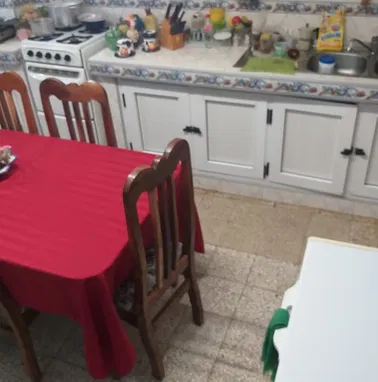 Vendo casa que son tres apartamentos unidos. - Img 28523401