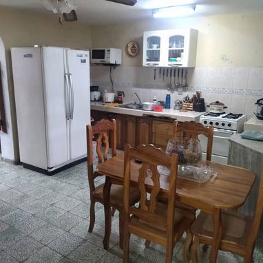 Se vende casa súper grande de 3 cuartos - 4/10