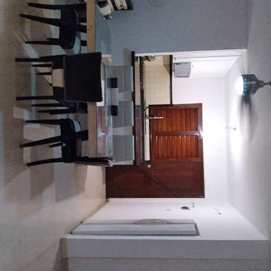 📱 Residencia de Lujo Remodelada con Máxima Seguridad y Jardín Espacioso - Img 116183264