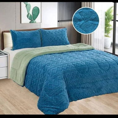 UH- Edredón de 3 piezas Queen Reversible Precio 85 USD - 2/4