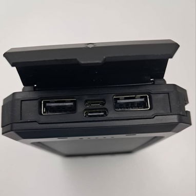 Cargador Portátil / Power Bank de 40000 mAh con panel solar - 4/5