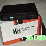Cargador Portátil Power bank REDD RD-8028PW 40000 mHa caja descodificadora HD 25 USD - Img 56008397