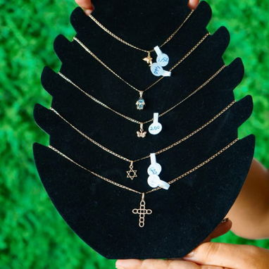ENCUENTRA JOYAS Y PRENDAS DE CALIDAD - 2/3