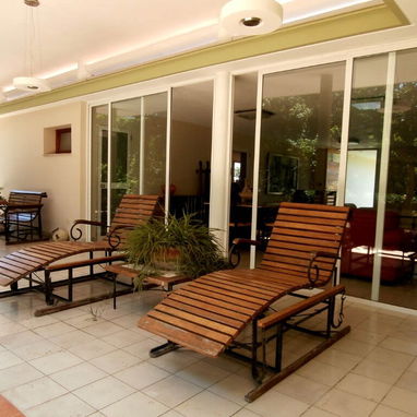 Casa recientemente reformada en venta en Atabey, Cuba. - Img 118708482