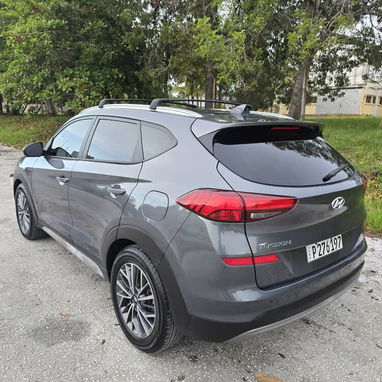 Vehículo hyundai tucson 2021 - 2/5