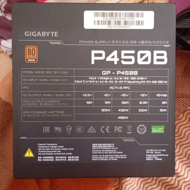 Fuente gigabyte 450W certificada en bronce de uso en perfecto estado - Img 124205513